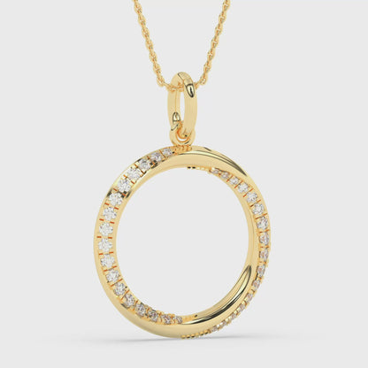 Circle Pendant with 18" Chain 0.44 ctw