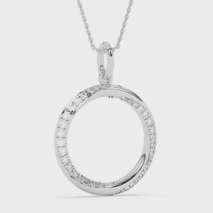 Circle Pendant with 18" Chain 0.44 ctw